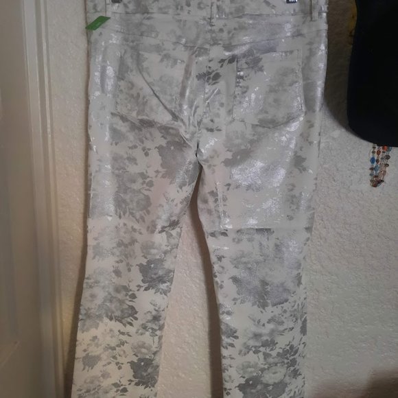 Elliott Lauren White & Silver Floral Print Crop Jeans NWT Sz 14 - Picture 4 of 6